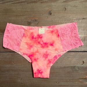 NWT Pink Seamless Lace Cheekster Tie-dye Panties - M
